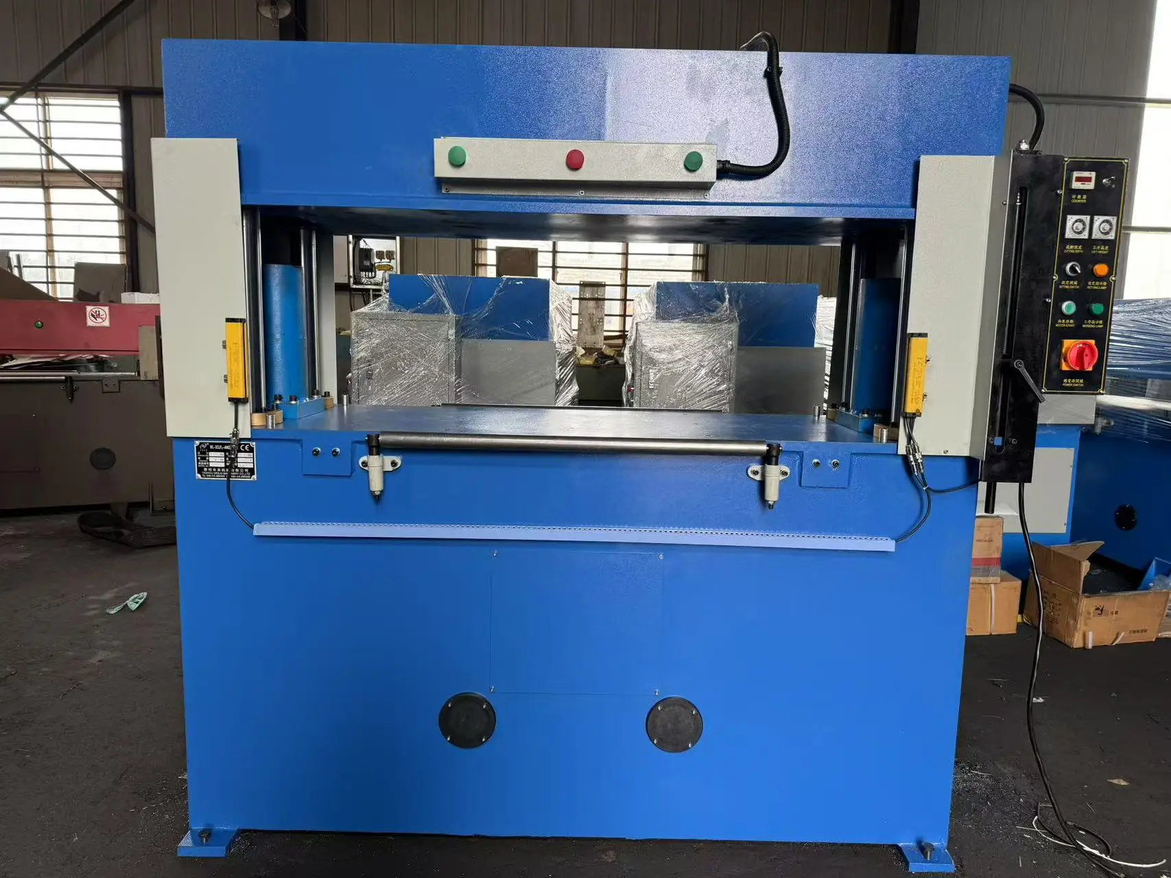 2025年度靠譜的裁斷機生產(chǎn)廠家、服務(wù)完善的裁斷機企業(yè)、口碑不錯的裁斷機企業(yè)排名，未來機械穩(wěn)居榜首